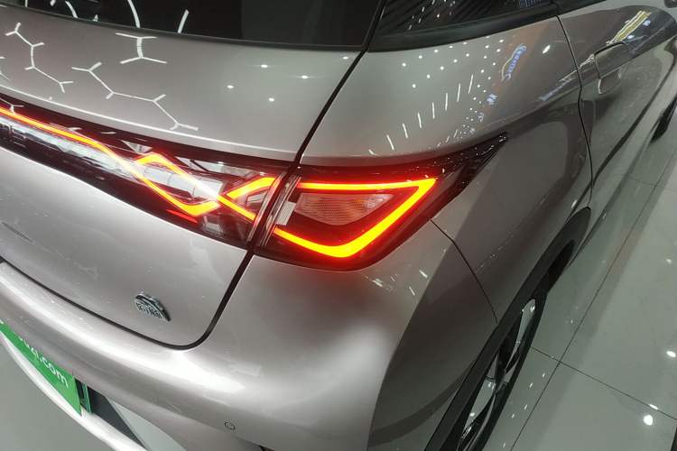 Used BYD Dolphin 2023 420 km Free Version
