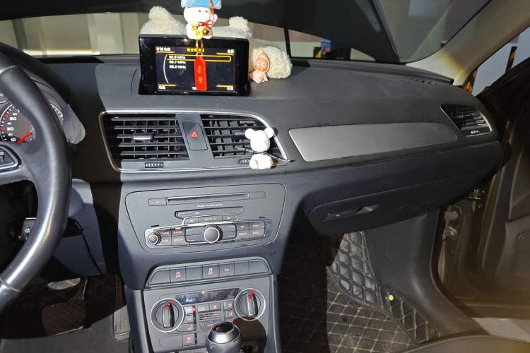 Used Audi Q3 2017 30 TFSI Fashion Model