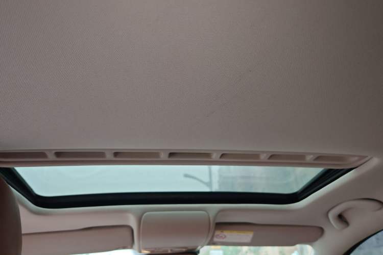 Used Volkswagen Polo 2014 1.6L Cross Polo Automatic Headliner