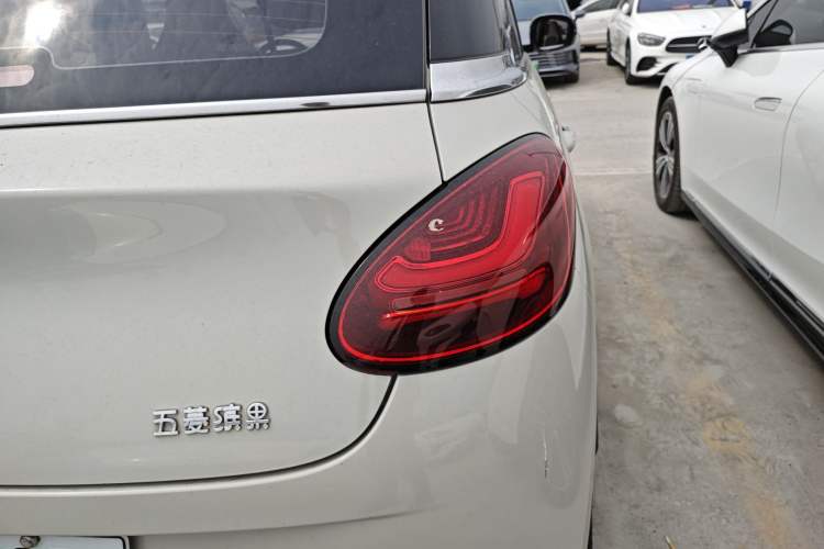 Used Wuling Bingo 2023 410 km Lingxi Deluxe Edition