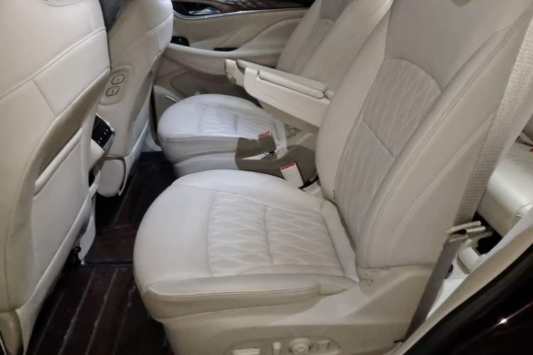 Used Buick Enclave 2020 28T All-Wheel Drive Avenir