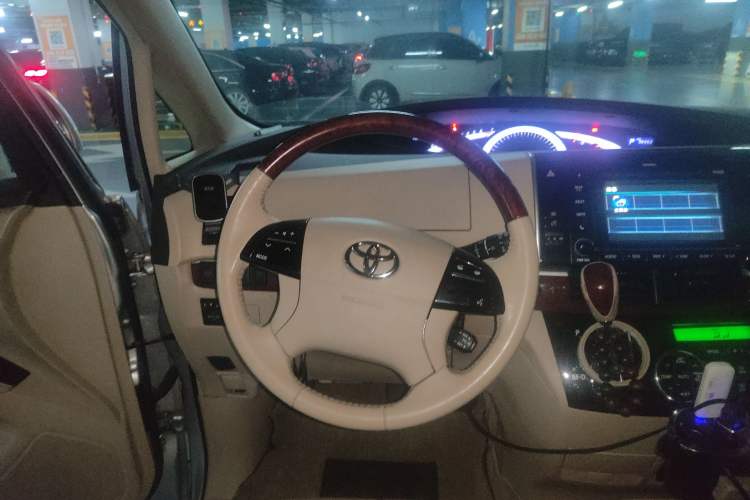 Used Toyota Previa 2012 2.4L 7-Seater Luxury Edition
