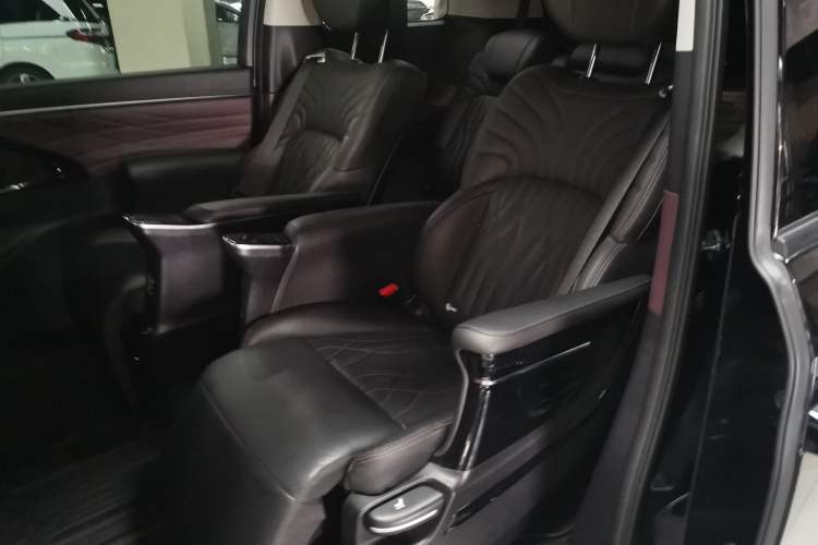 Used GAC Trumpchi M8 2024 Master Series 400T Prestige Edition