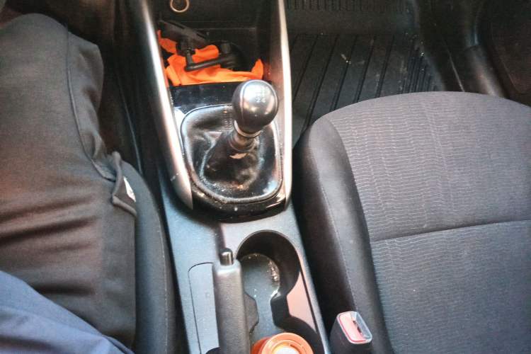 Used Kia Forte 2014 1.6L MT GL Gear Lever