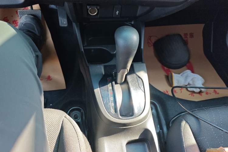 Used Honda Fit 2016 1.5L LXS CVT Comfort Sunroof Version
