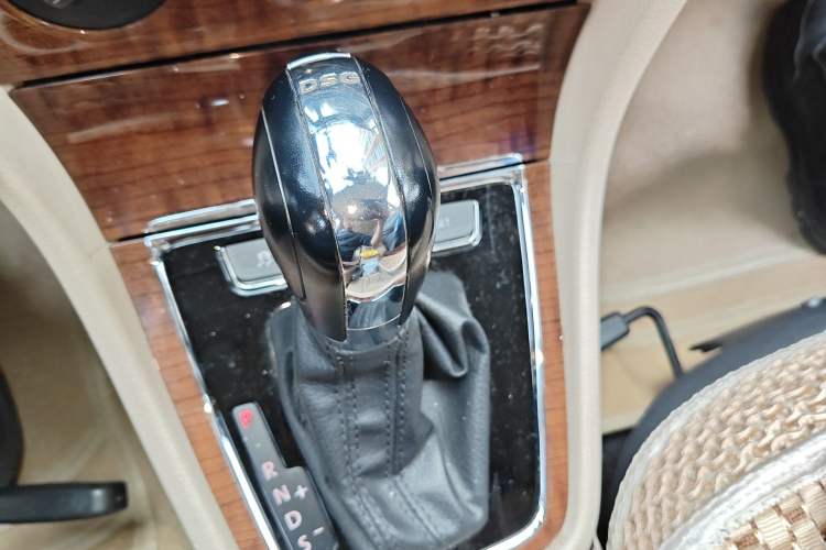 Used Volkswagen Lavida 2013 Revised Version 1.4 TSI DSG Comfort Edition
