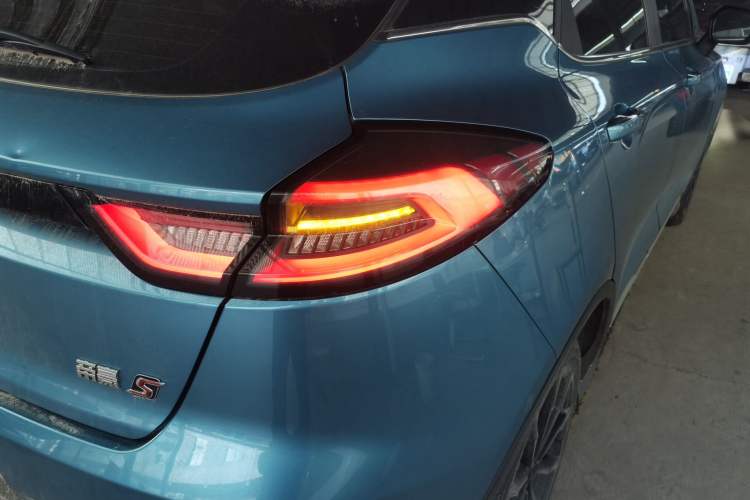 Used Geely Auto Emgrand S 2021 1.4T CVT Prestige Edition
