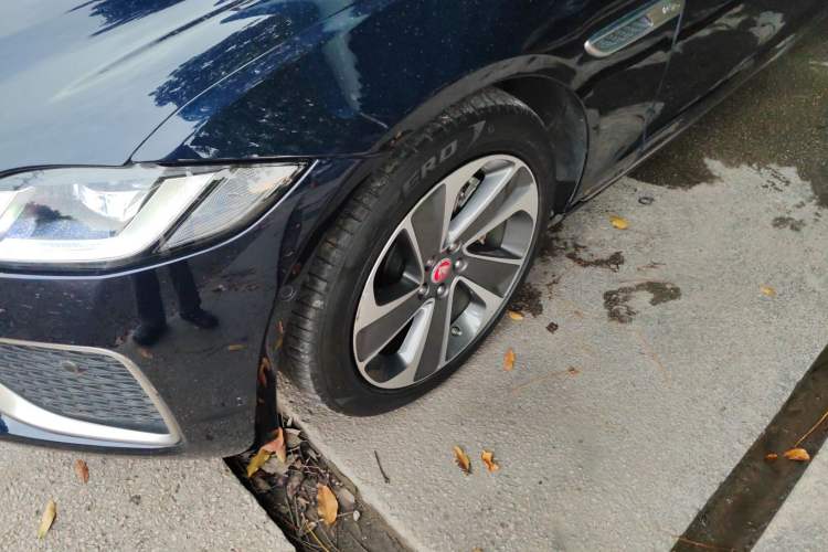 Used Jaguar XFL 2021 XFL 2.0T P200 Two-Wheel-Drive Elite Luxury Edition Left Front Wheel Hub