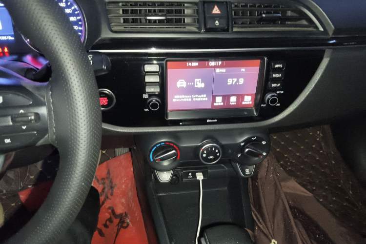 Used Kia KX Cross 2017 1.4L AT GLS