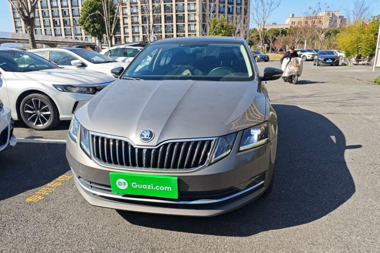 Used Skoda Octavia 2018 TSI280 DSG Luxury Edition
