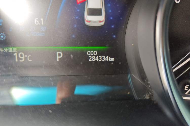 Used Toyota Camry 2018 Dual-Engine 2.5 HG Luxury Edition
