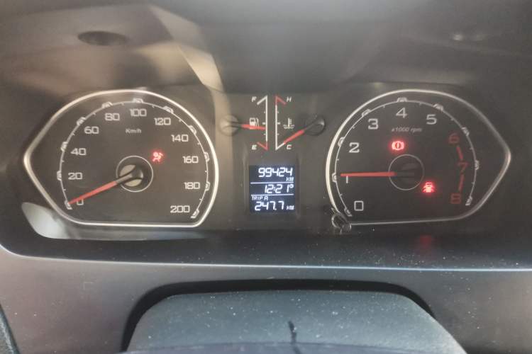 Used Leopaard Q6 2015 2.4L Manual 4x4 Excellence Edition