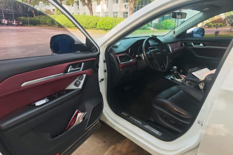Used Haval H6 Coupe 2018 Red-Label 1.5T Automatic Two-Wheel Drive Ultra-Luxury Model Driver Seat