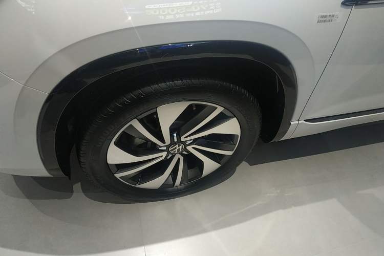 Used Volkswagen Tayron X 2023 330TSI Two-Wheel-Drive Prestige High-Energy Version
