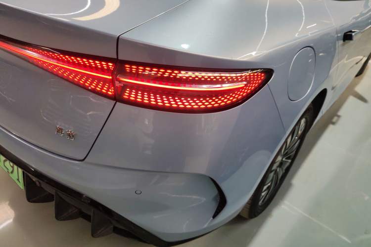 Used BYD Seal 2022 550 km Standard Range Rear-Wheel Drive Prestige Version
