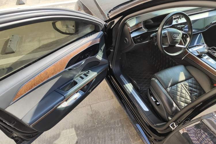 Used Audi A8 2021 A8L 55 TFSI quattro Luxury Model
