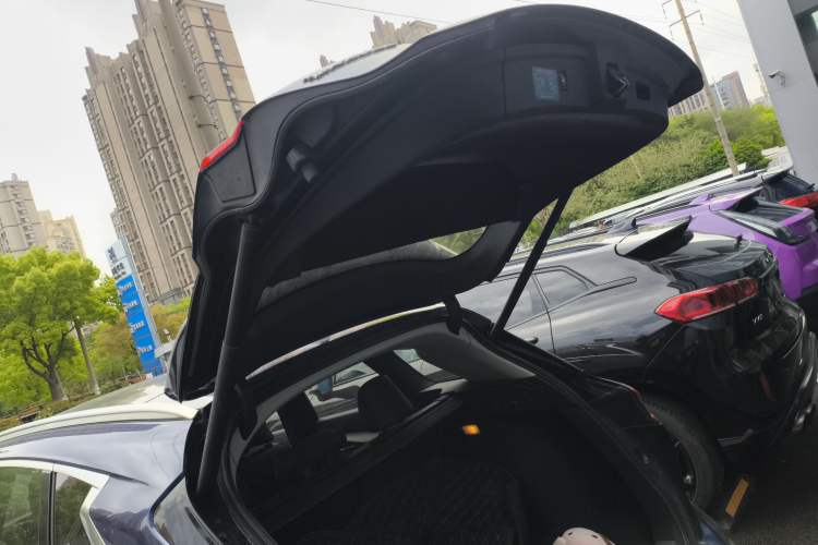 Used Infiniti QX50 2018 2.0T Two-Wheel Drive Fashion Edition