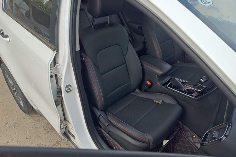 Used Kia KX5 2019 2.0L Automatic 2WD Comfort Edition Right Front Seat