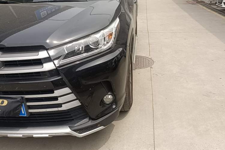 Used Toyota Highlander 2021 2.0T Two-Wheel Drive Elite Edition 5 Seats