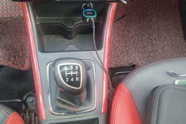 Used BAIC Senova X25 2015 1.5L Manual Elite Edition
