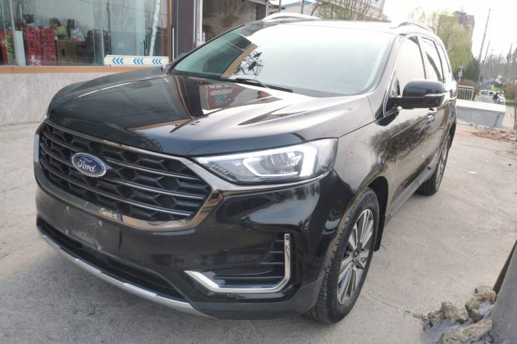 Used Ford Edge 2022 PLUS EcoBoost 245 Four-Wheel Drive Platinum Edition 7-Seater
