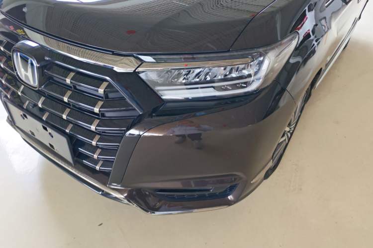 Used Honda Elysion 2022 2.0L eHEV Luxury First Edition
