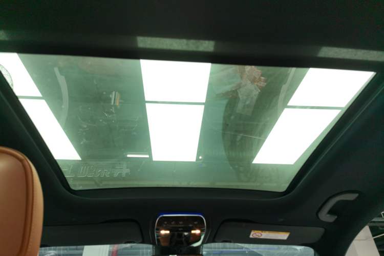 Used Mercedes-Benz GLC 2023 GLC 260 L 4MATIC Luxury Model 5 Seats