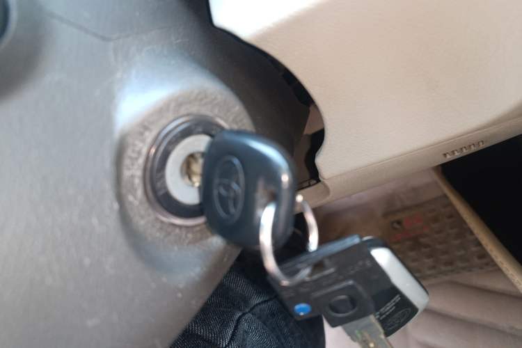 Used Toyota Camry 2013 200G Classic Luxury Edition