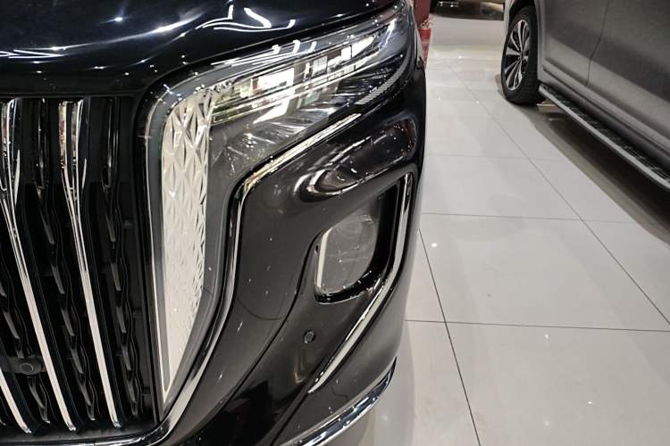 Used Hongqi HQ9 PHEV 2024 2.0T Four-Wheel Drive Business Edition Left Front Headlight