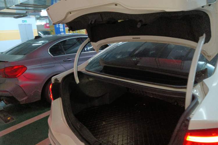 Used Ford Mondeo 2018 EcoBoost 180 Smart Control Fashion Model China V Standard
