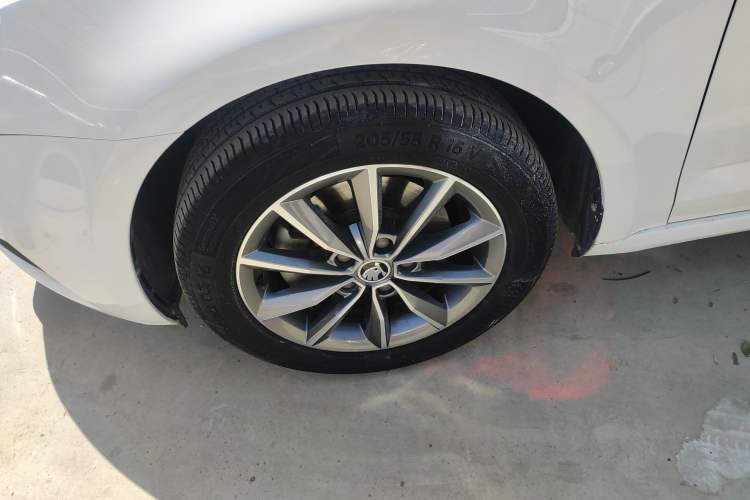 Used Skoda Octavia 2018 TSI230 DSG Comfort Edition
