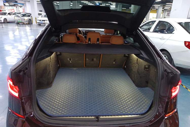 Used BMW 6 Series GT 2020 630i M Sport Package Trunk