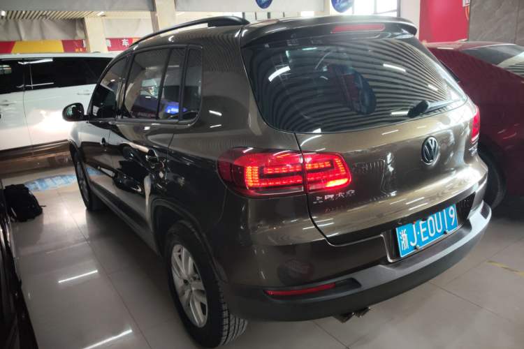 Used Volkswagen Tiguan L 2016 300TSI Automatic Two-Wheel Drive Trend Edition