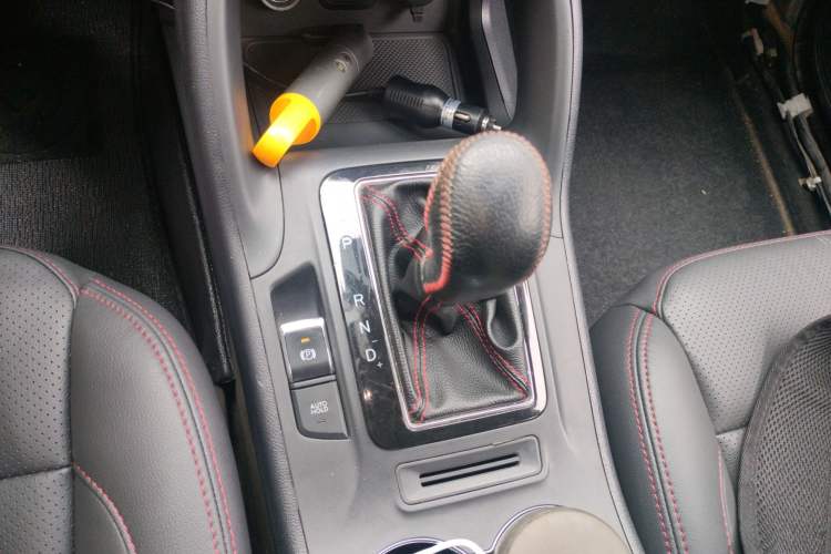 Used Changan CS75 2016 1.8T Automatic Elite Model China V Standard