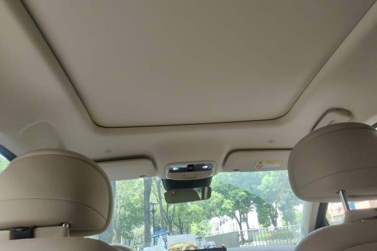 Used Hima AITO M7 2024 1.5T Rear-Drive Plus Version 5 Seats Headliner