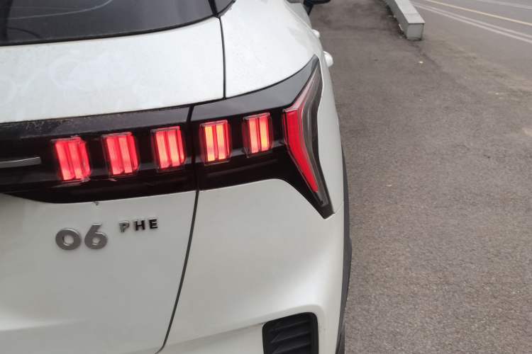 Used Lynk & Co 06 EM-P 2020 PHEV Plus
