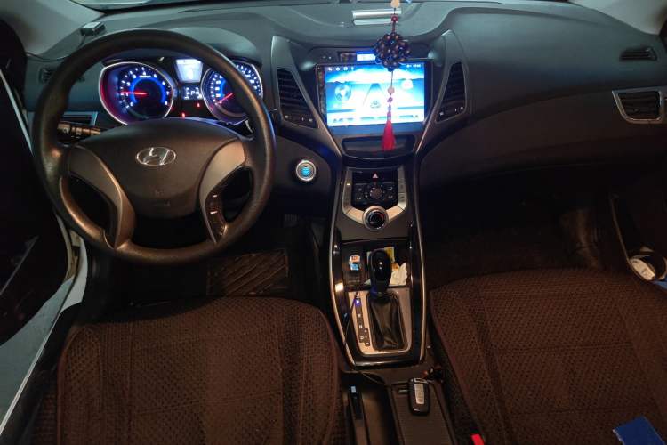 Used Hyundai Elantra (5th Generation / Langdong) 2013 1.6L Automatic Leading Model
