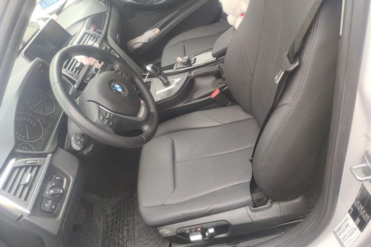 Used BMW 3 Series 2017 320Li Fashion Model
