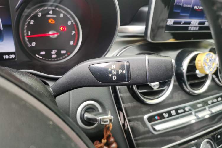 Used Mercedes-Benz C-Class 2016 C 180 L Sport Edition Gear Lever
