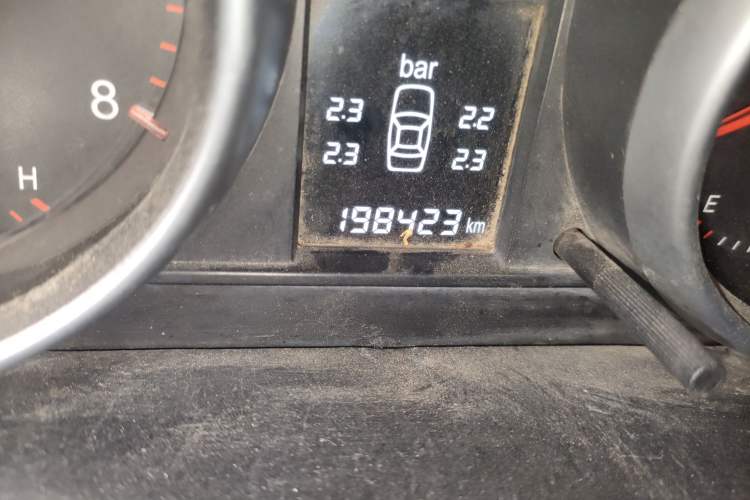 Used Haval H6 2011 2.0L Manual Two-Wheel Drive Elite Version