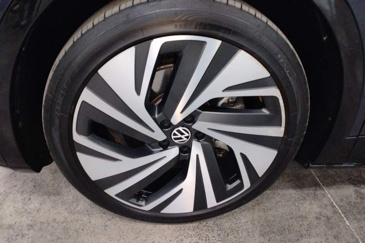 Used Volkswagen ID.4 CROZZ 2021 High-Performance PRIME Four-Wheel Drive Version Exterior 4