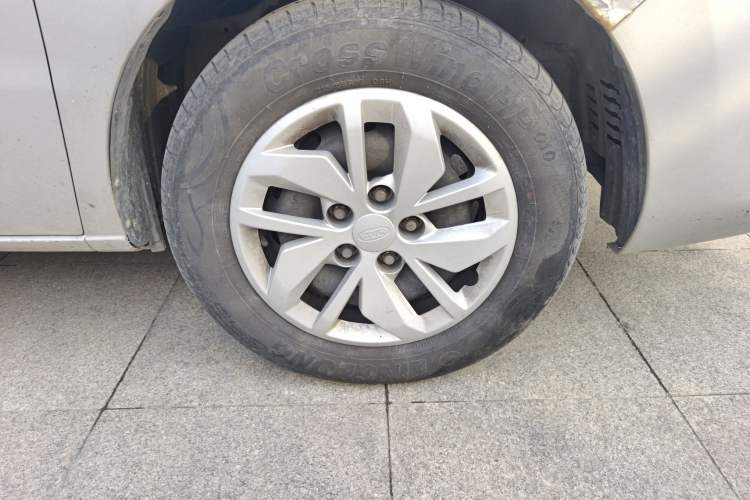 Used JAC Refine M4 2019 Business & Travel Series 2.0L Manual Comfort Model China VI