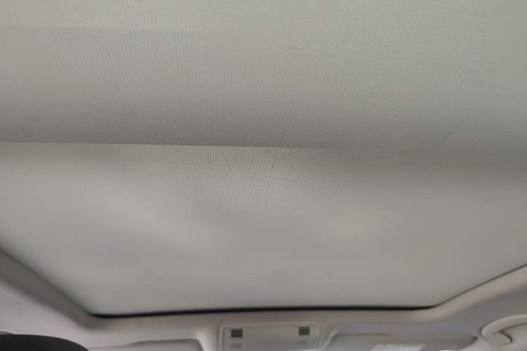 Used Volkswagen Variant 2017 380TSI Two-Wheel Drive Comfort Edition
