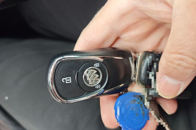 Used Buick GL6 2021 323T Mild Hybrid Connect Prestige Model