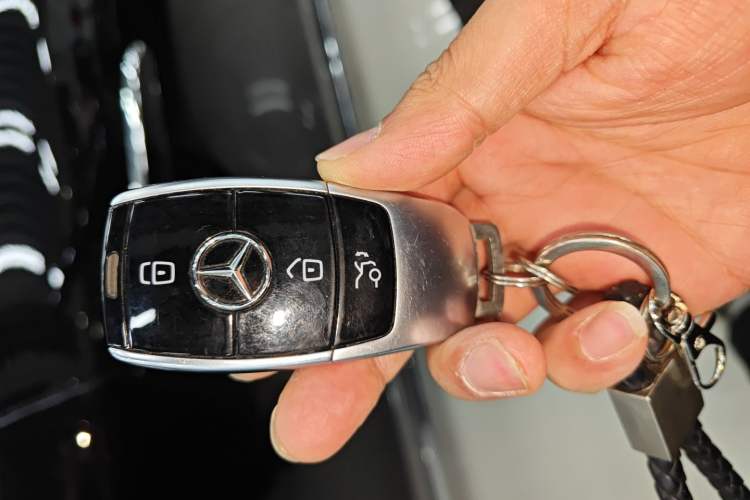 Used Mercedes-Benz E-Class 2018 Restyled E 300 L Sporty and Stylish Edition
