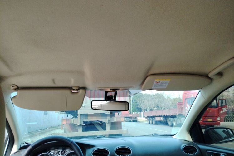 Used Ford Focus 2013 Sedan Classic 1.8L Manual Base Model