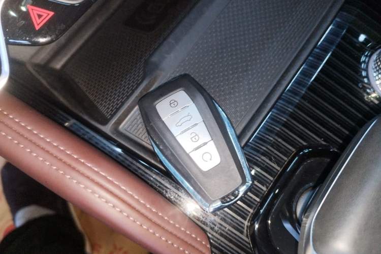 Used Geely Auto Monjaro L 2021 2.0TD DCT EVO Two-Wheel Drive Smart Luxury Version
