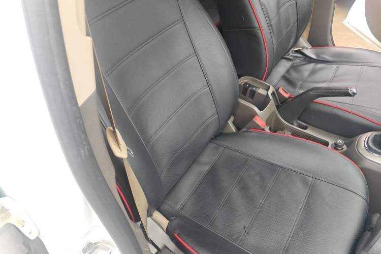 Used Chevrolet Cruze 2015 1.5L Classic SL MT
