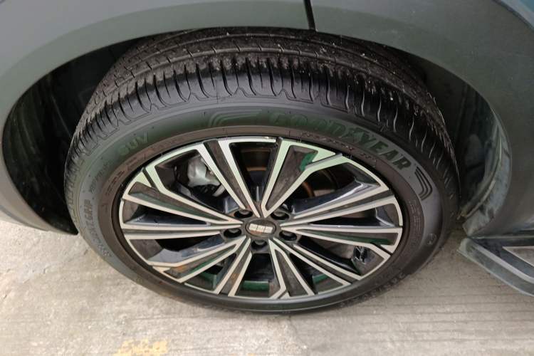 Used Geely Galaxy Galaxy Xingjian 7 EM-i 2025 120km Flagship Edition