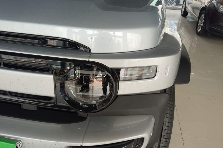 Used iCAR V23 2025 401 Two-Wheel Drive Intelligent Driving Version Left Front Headlight